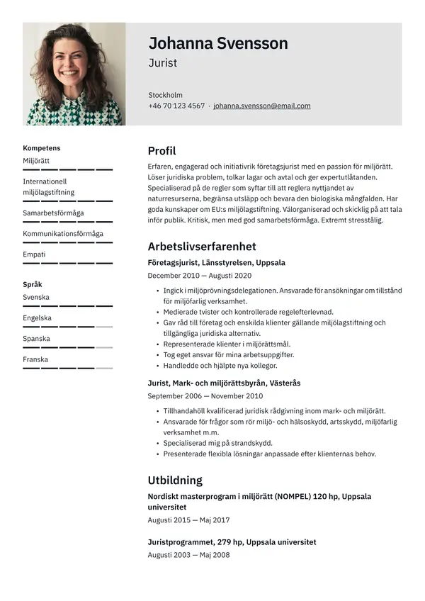 Jurist CV-pohja — Tyyli 2