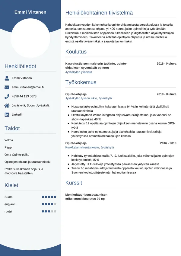 CV-pohja — Tyyli 4